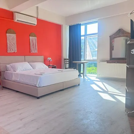 The New House Cesme Homestay *