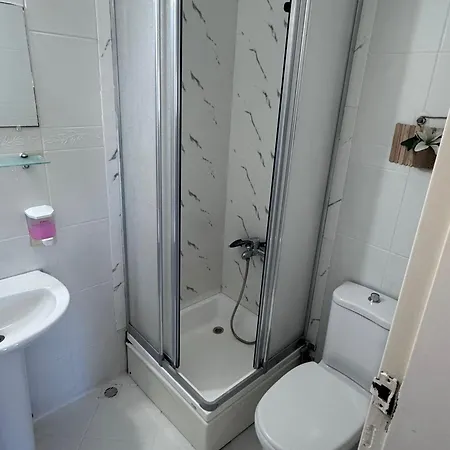 The New House Cesme منزل للإقامة *