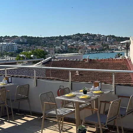 The New House Cesme *